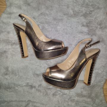 Liu Jo zlatne nove sandale