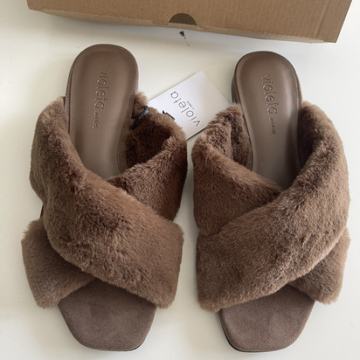 mango natikače sandale 36 novo