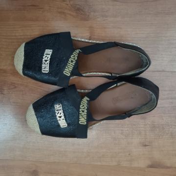MOSCHINO ŠPAGERICE SANDALE vel 38