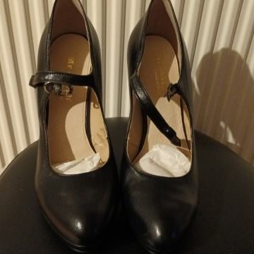 Mr.Joseph štikle s remenom