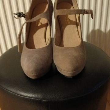 Mr.Joseph štikle s remenom