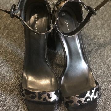 New Look sandale vel 43