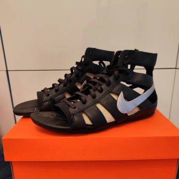 Nike sandale