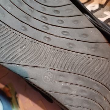 papuče, sandale Bata