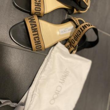 PRODAJEM ŽENSKE SANDALE JIMMY CHOO  KAO NOVE