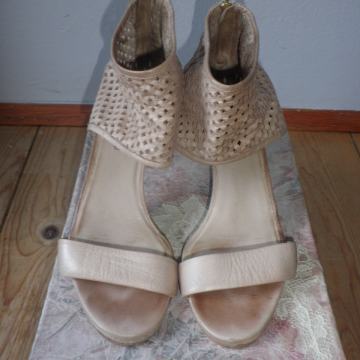 PURA LOPEZ - ŽENSKE LAGANE KOŽNE CIPELE / SANDALE 38