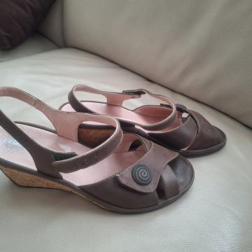 ROHDE kozne sandale br 39
