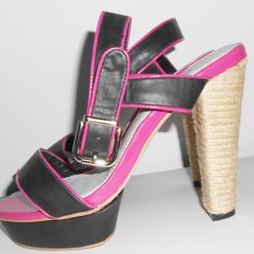 Nove sandale, 38