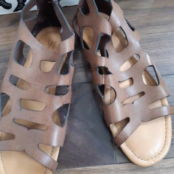 Sandale 38 zara Novo