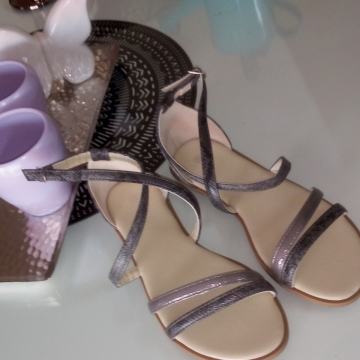 SANDALE BR. 36 - NOVO