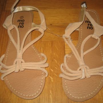 BEŽ SANDALE BR. 37 -  N O V O