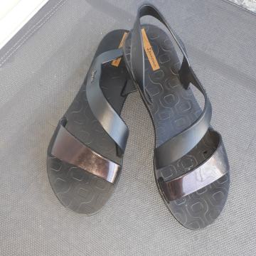 sandale gumene 39/40