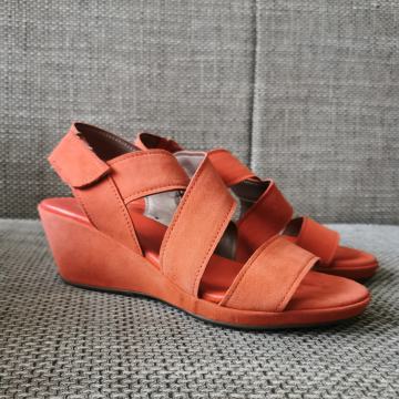 Sandale kožne ženske Aerosoles br. 37,puna peta 6 cm 15 eura, Zagreb