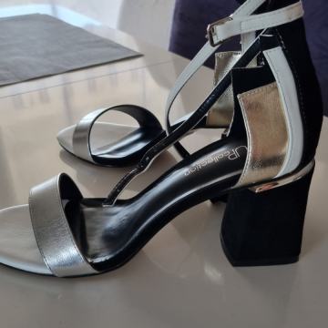 NOVO-Sandale kupljene u Mass-u br.40