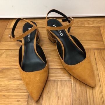 Sandale Mango br 39