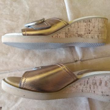 sandale sa petom od pluta