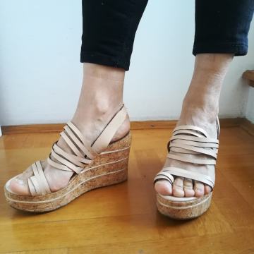 Sandale na punu petu