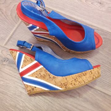 Sandale Roberto br.39 Poklanjam