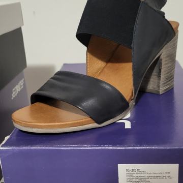 Sandale Creator nove