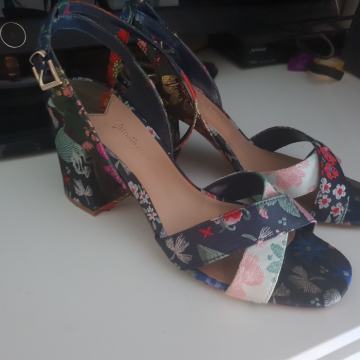 Sandale Stradivarius 39