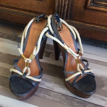 Sandale visoka peta bretelice original Schutz