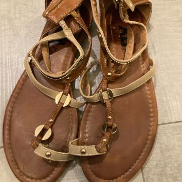 Sandale ženske koža br 38