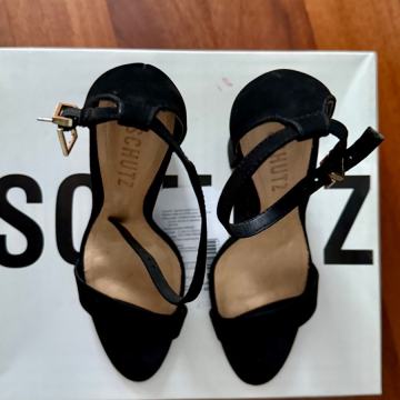 SCHUTZ ženske sandale broj 36, jednom nošene