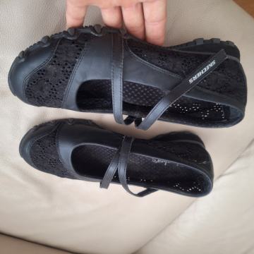 Skechers sandale br 38