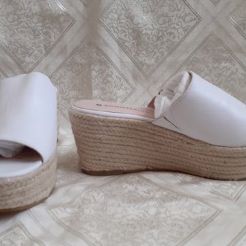 Sommerkind kožne sandale natikače špagerice