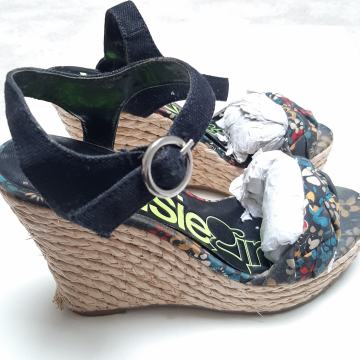 Špagerice puna peta 37