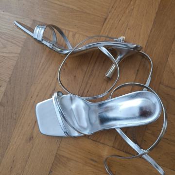 Srebrne sandale