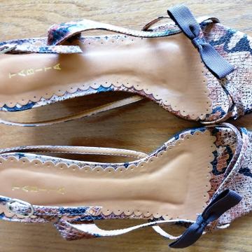 NOVE "Tabita" SANDALE, zmijska koža !!!
