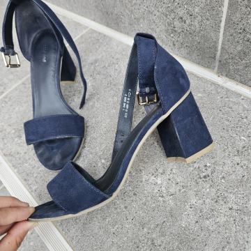 Tamnoplave sandale br.38