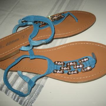 Tirkizno plave sandale br. 38 NOVO