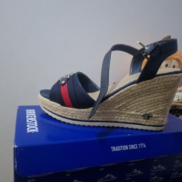 Tom Tailor sandale prodajem