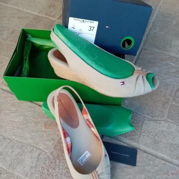 Tommy Hilfiger, bež sandale, veličina 37