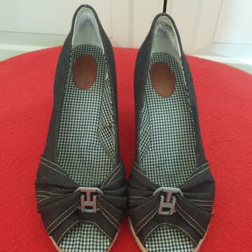 Tommy Hilfiger sandale 39 SNIŽENO