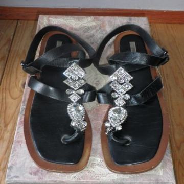 UTERQUE - ŽENSKE LAGANE KOŽNE SANDALE 38 / 39