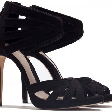 POTPUNO NOVE Zara sandale br.40