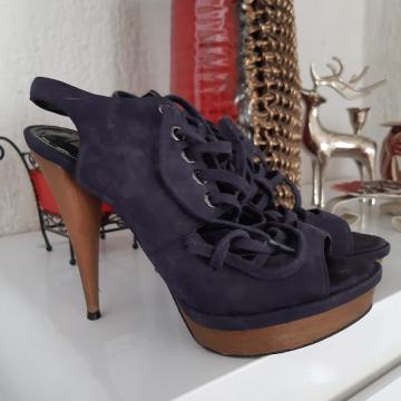 ZARA TAMNOPLAVE SANDALE NA SNIRANJE 37