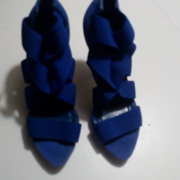 ZARA ženske cipele/štikle