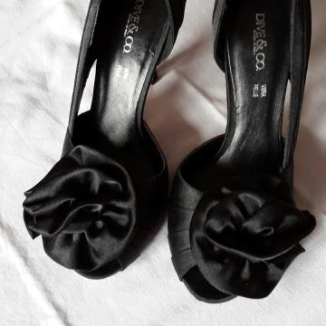 Ženske CRNE sandale/svečane cipele vel. 37