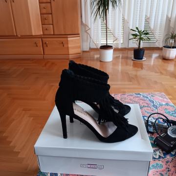 Ženske kožne sandale crne br.40