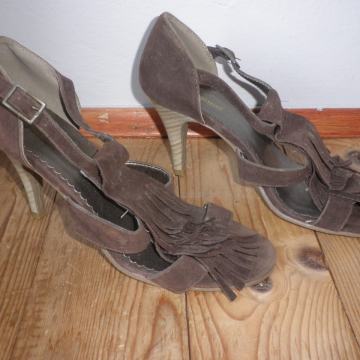 ŽENSKE LAGANE LJETNE CIPELE / SANDALE 39