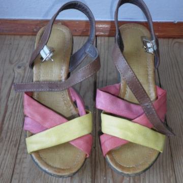 ŽENSKE LAGANE LJETNE SANDALE / ŠTIKLE 36