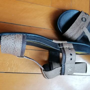 Ženske sandale 38 koža