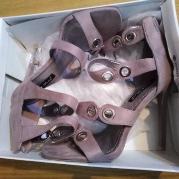 ženske sandale 38 novo