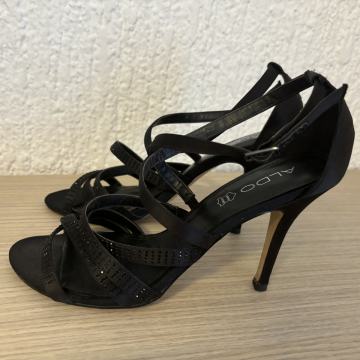 Zenske sandale Aldo 40