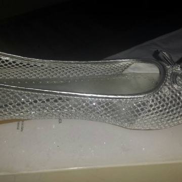 lZENSKE SANDALE BR.40