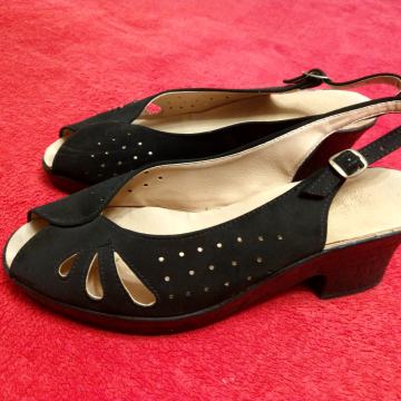Ženske sandale, broj 41